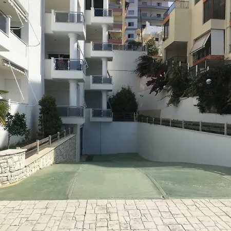 White - Luxury Family Apartment Sarande