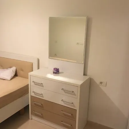 White - Luxury Family * Sarande